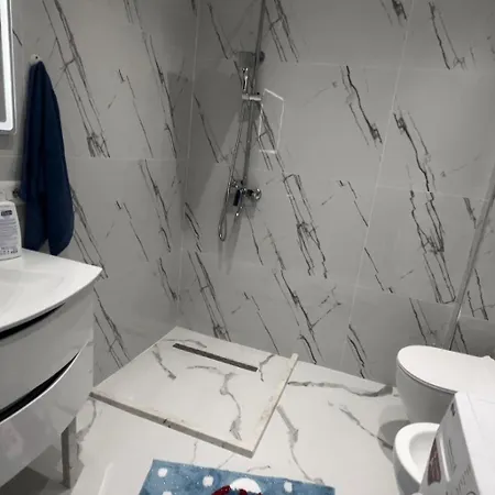 Apartament Sidheri Korcza